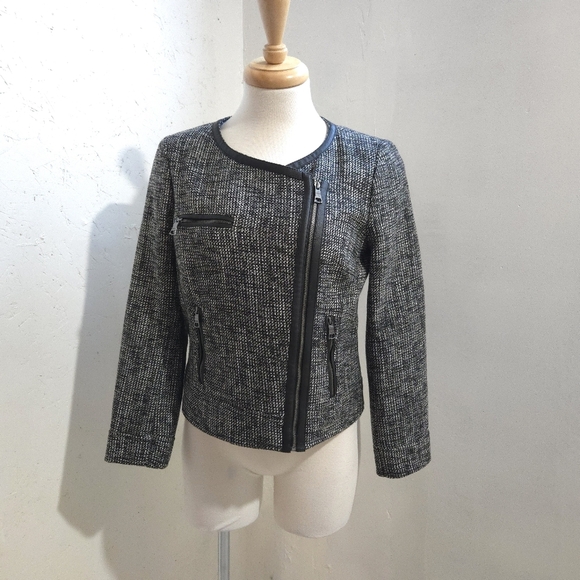 Banana Republic | Women's Black Tweed Jacket asymmetrical zipper & pleather trim - Picture 2 of 11